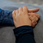 Levares_Hand-in-Hand